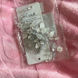 Silver hair comb